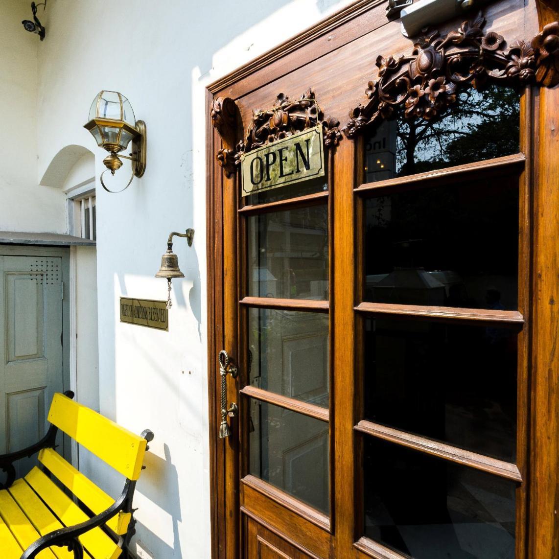 Hotel The Corner Courtyard Calcuta Exterior foto